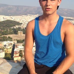 Meet your Posher, Gino